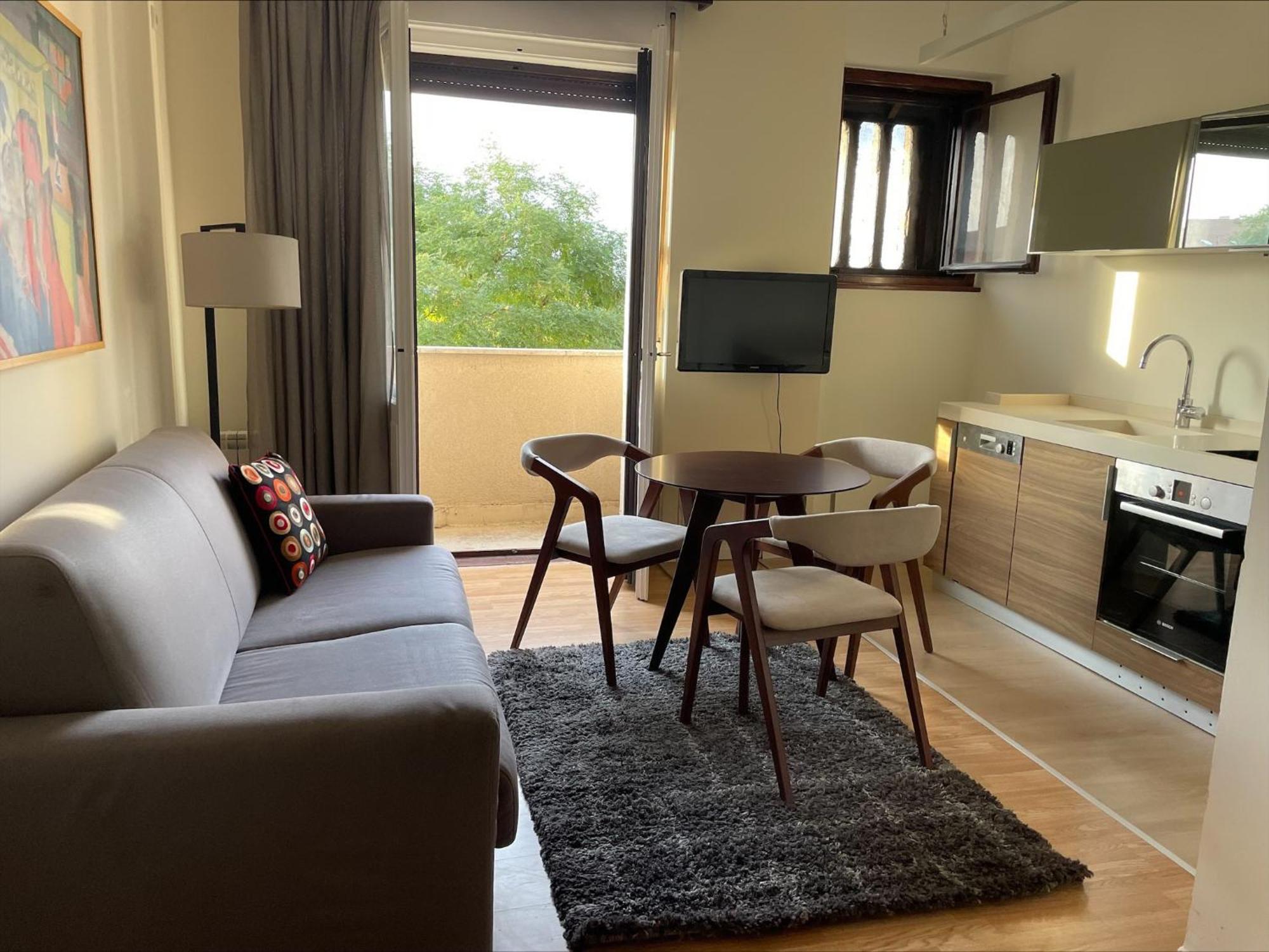 Two Bedroom Apartment Student Square ベオグラード エクステリア 写真